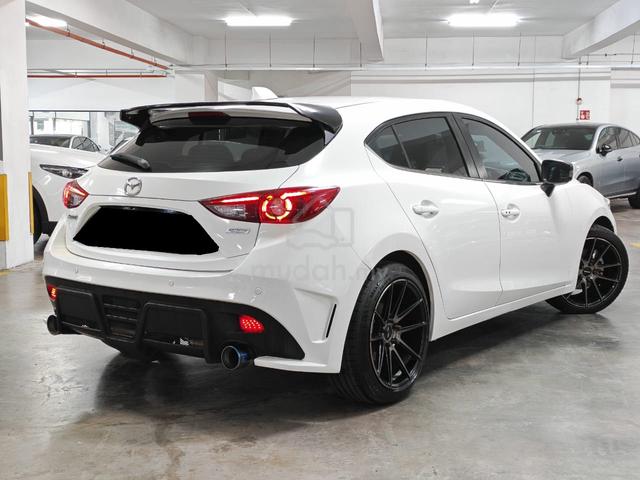 Mazda 3 2.0 SKYACTIV (A) HATCHBACK / CARBON / HUD - 2