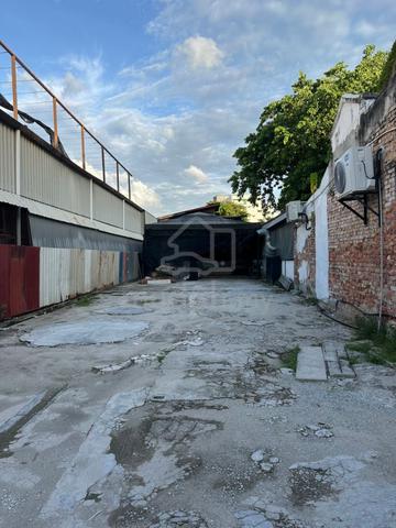 Land in the heart of Georgetown that can be used for events/ carpark 5