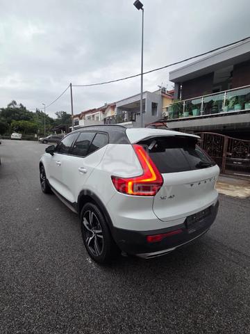 2019 Volvo XC40 2.0 T5 AWD R-DESIGN (A) - 4