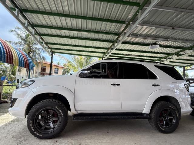 2012 Toyota FORTUNER 2.5 G (A) - 3
