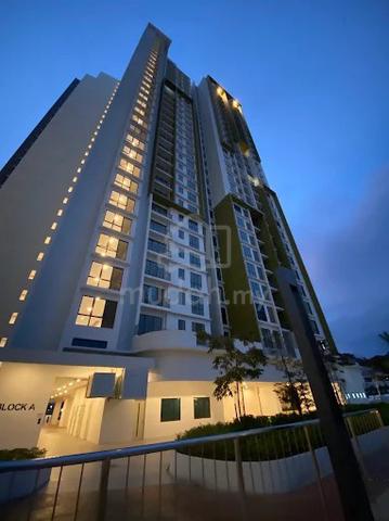 Residensi Topaz 1