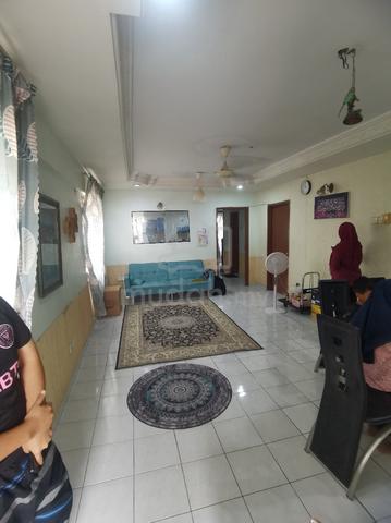 Pangsapuri Subang Suria 1