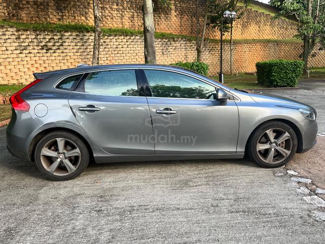 2016 Volvo V40 2.0 T5 DRIVE E FACELIFT (A) - 4