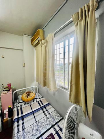[ sebelah LRT ] wifi full furnish for malay only at vista angkasa apt 1
