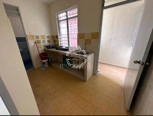 Cheap Master Room For Rent 4