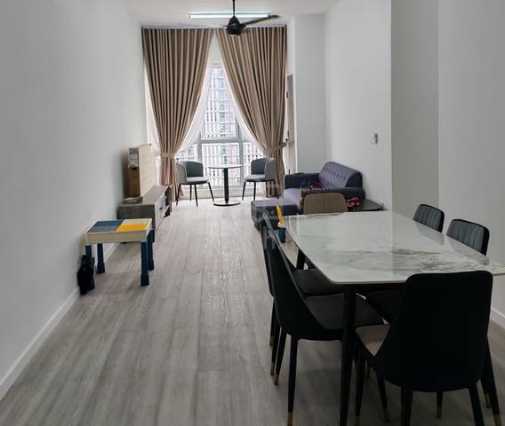LakeFront Residence 1