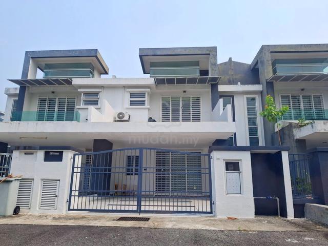 Partially Furnished 2 sty House, Tiara East, Broga, Semenyih 1