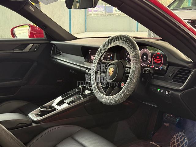 2024 Porsche 911 Carrera 3.0 - 3