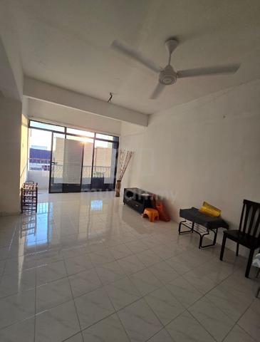 Apartment Desa Tasik Fasa 1A 1
