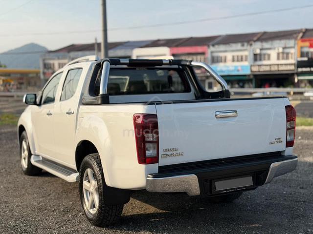 2015 Isuzu D-MAX 2.5 DIABLO 4X4 VGS 4JJ1-TCX VGS - 4