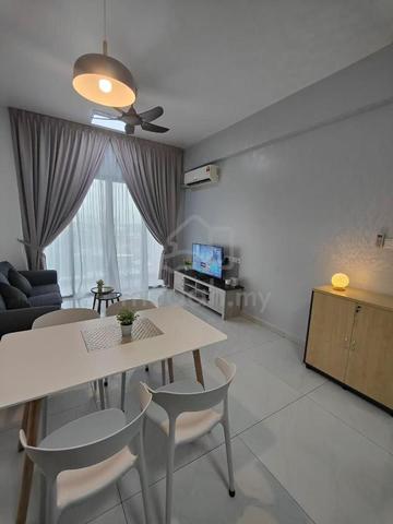 Bay Point @ Country Garden Danga Bay 1