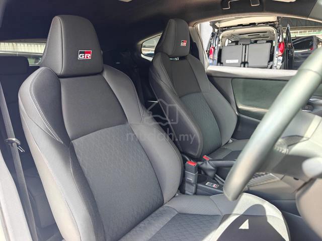2021 Toyota GR YARIS 1.6	RZ HIGH PERFORMANCE Manua - 5