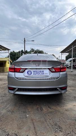 2018 Honda CITY 1.5 V FACELIFT (A) - 5