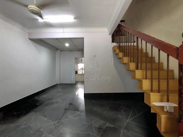 (Cash Back)(Full Loan) Jalan Tiong, Bandar Puchong Jaya 1
