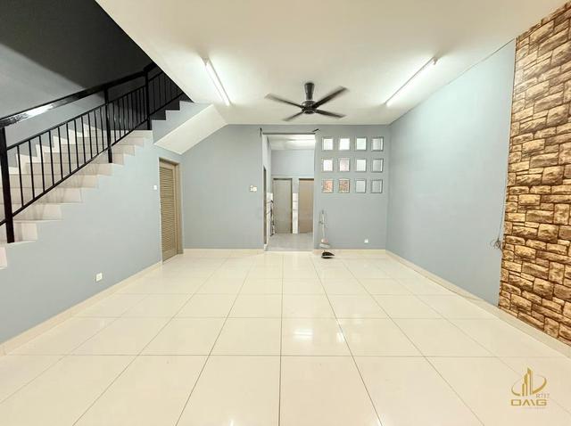 Setia Alam Nusantara double storey to rent 2