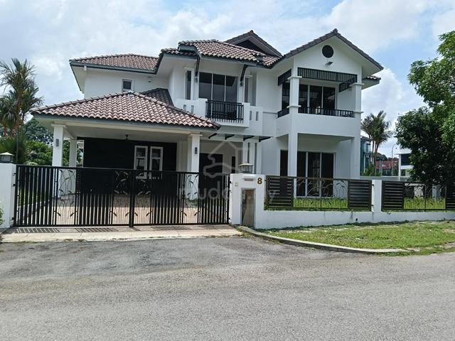 Kota Kemuning Bangalow House at Bukit Rimau 1