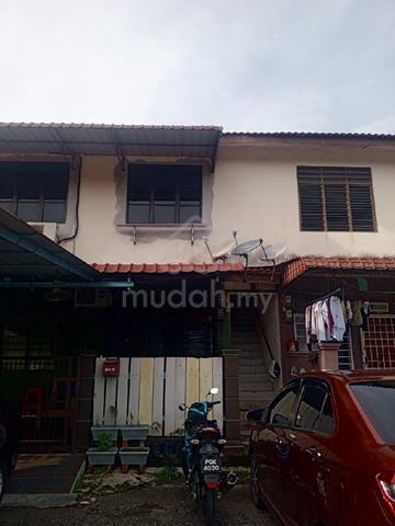 Rumah Townhouse Tingkat Atas Untuk Disewa 1