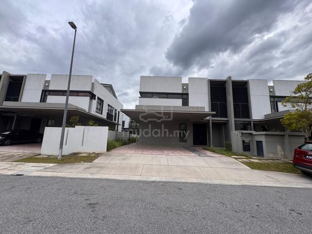 Tropicana aman dalia residence Bandar rimbayu 2 storey semi-D Sale 1