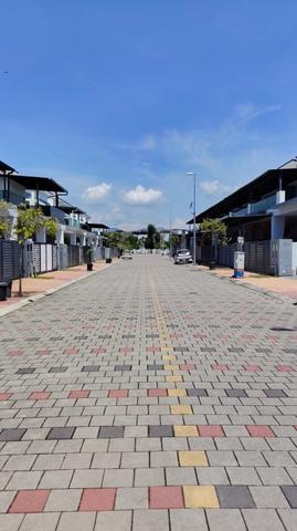 FREEHOLD Guarded Double Storey Terrace for Sale in Tasek Ipoh Perak 1