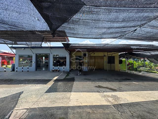 Showroom Beside Main Road | Lido | Kobusak 1