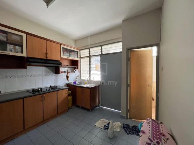 2-Storey Terrace Sungai Ara Well Maintained Near To Golden Triangle 1
