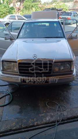 1995 Mercedes Benz 230E 2.3 (A) - 1
