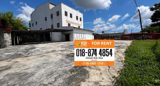 Simpang Facing Main Road Warehouse / Commercial Building For  Rent 1