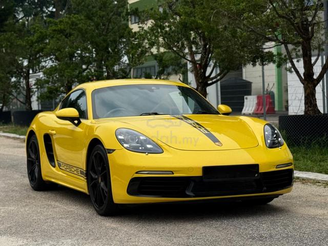 2017 Porsche CAYMAN 2.0 718 (TIP TOP CONDITION) - 1