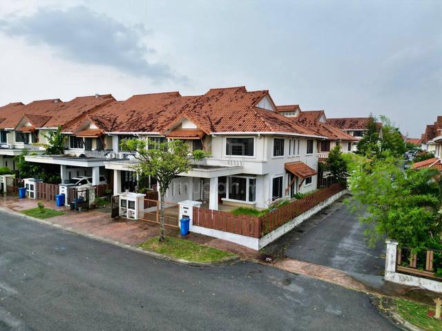 FACING OPEN END LOT 2-storey Terrace Alam Impian Canting 1