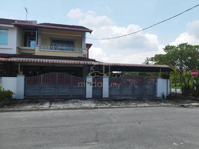 2 storey intermediate corner for sale at Taman Pengkalan Jaya, Ipoh 1