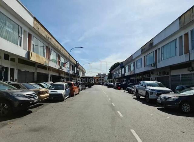 Petaling Utama PJS 1 2 Storey Link Factory Light Industrial Warehouse 1