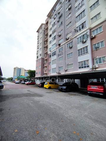 Bangi Idaman Apartment 1