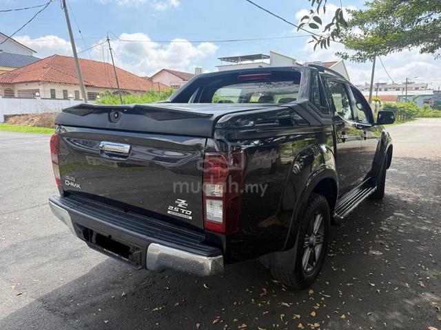 Isuzu D-MAX 2.5 Z PRESTIGE (A) MIL-102k TOWN USED - 2