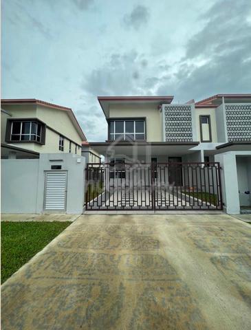 Alam Sari, Bangi Caralyn Cluster House For Rent 1
