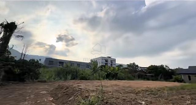 Tanah Belakang Klinik 24jam Alfarhain Tepi UMK 1