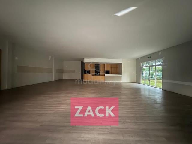MAIN ROAD Georgetown Jalan Burma 2400sf Showroom Cafe Retail Space 1