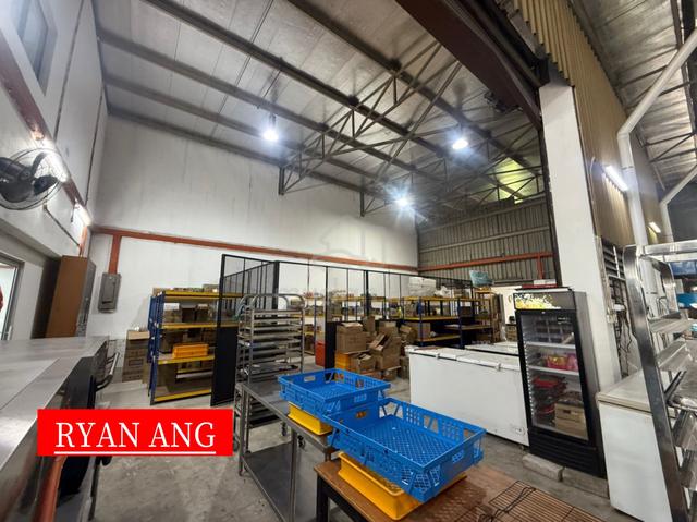 Semi-Detached Factory At Taman Perindustrian Ringan Juru For Rent 1