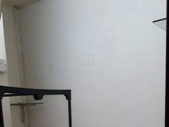 Room for rent 1