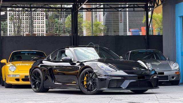 2020 Porsche 718 GT4 Local Under Warranty - 1