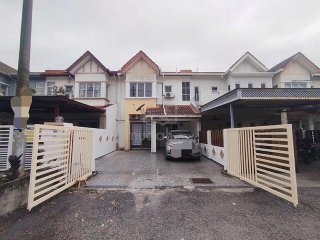 FACING OPEN Double Storey BK5 Bandar Kinrara 1