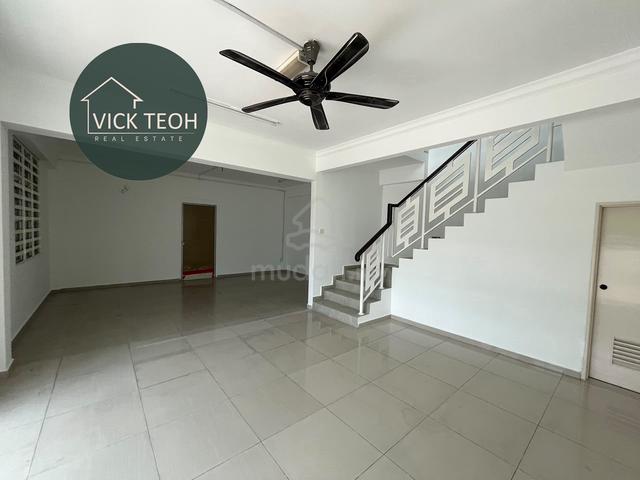 Refurbished 2sty Semi D Corner Taman Goh Guan Ho Ayer Itam 1