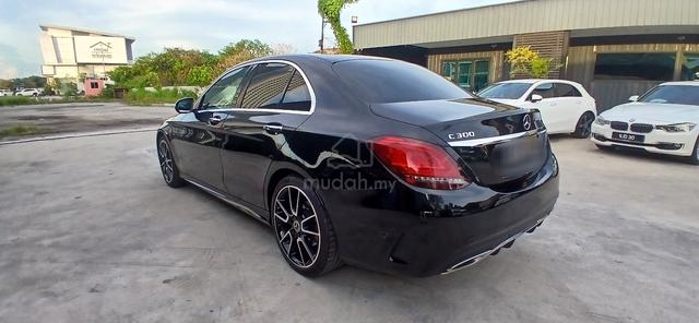 2018 Mercedes Benz C300 4MATIC 2.0 (A) - 4