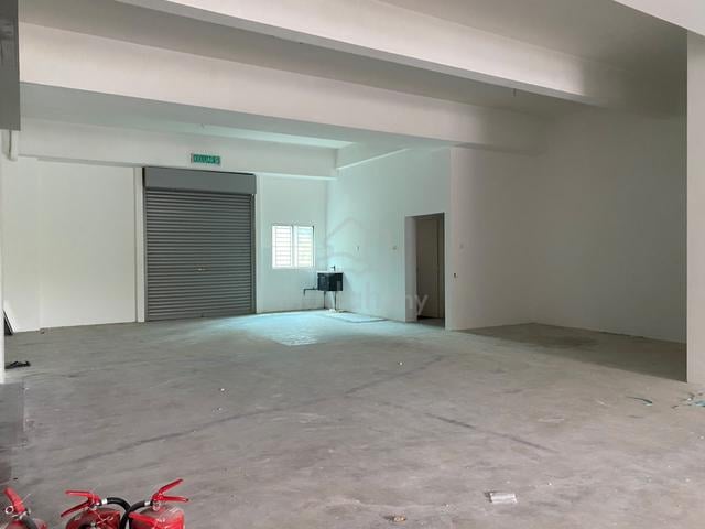 Puchong 4 STY Business Park En Block Shop Office 11111 sqft with LIFT 1