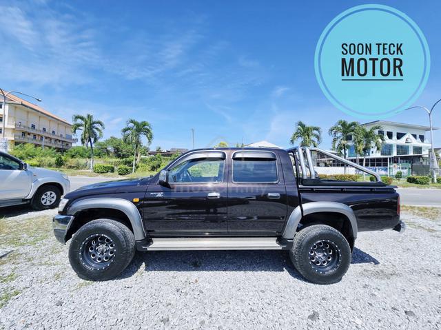 2004 Toyota HILUX 2.5 SR TURBO (M) - 3