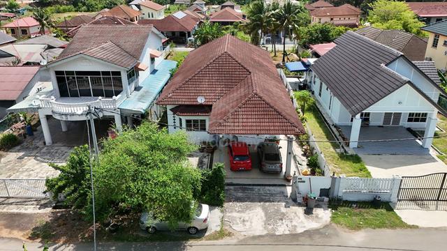 Banglo setingkat Kg Tun Razak Bukit Katil Melaka untuk dijual 1