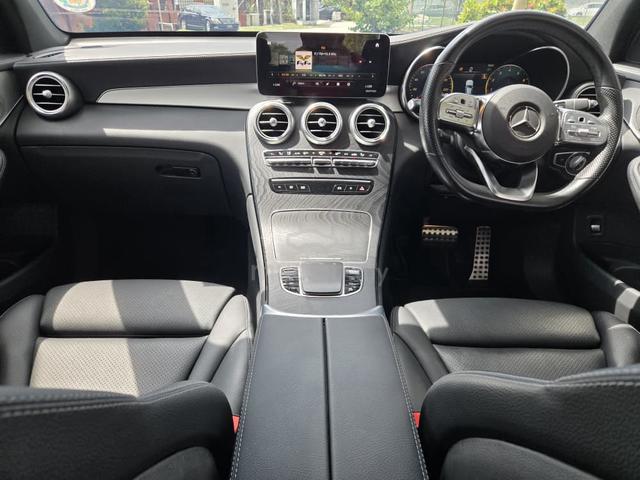22✨Mercedes Benz GLC300 2.0 4MATIC AMG LINE F.S.R - 5