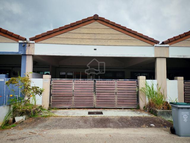 (Owner)Pura Kencana Batu Pahat Single Storey house 1
