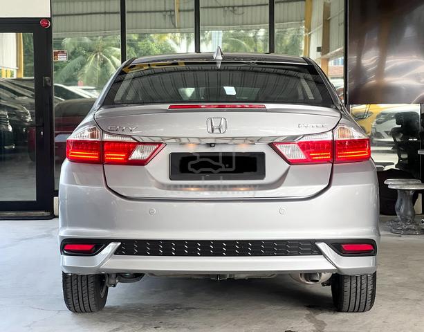 2017 Honda CITY 1.5 V (A) - 4