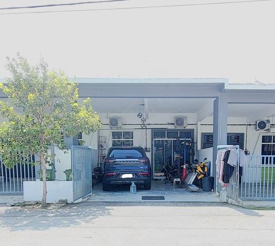 RUMAH TAMAN BESERAH KUANTAN UNTUK DIJUAl 1