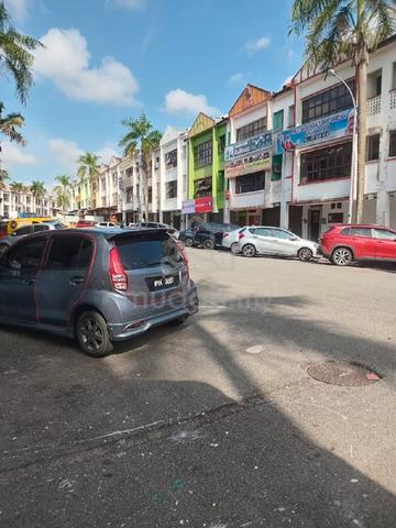 JB Near Taman Perling BIG size.. 3 Storey Corner Shop for Rent.  1